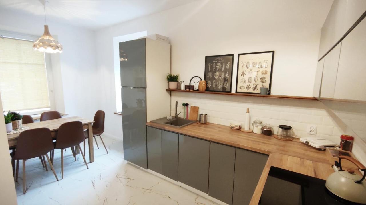 瓦乌布日赫B&D Apartament Chelmiec公寓 外观 照片